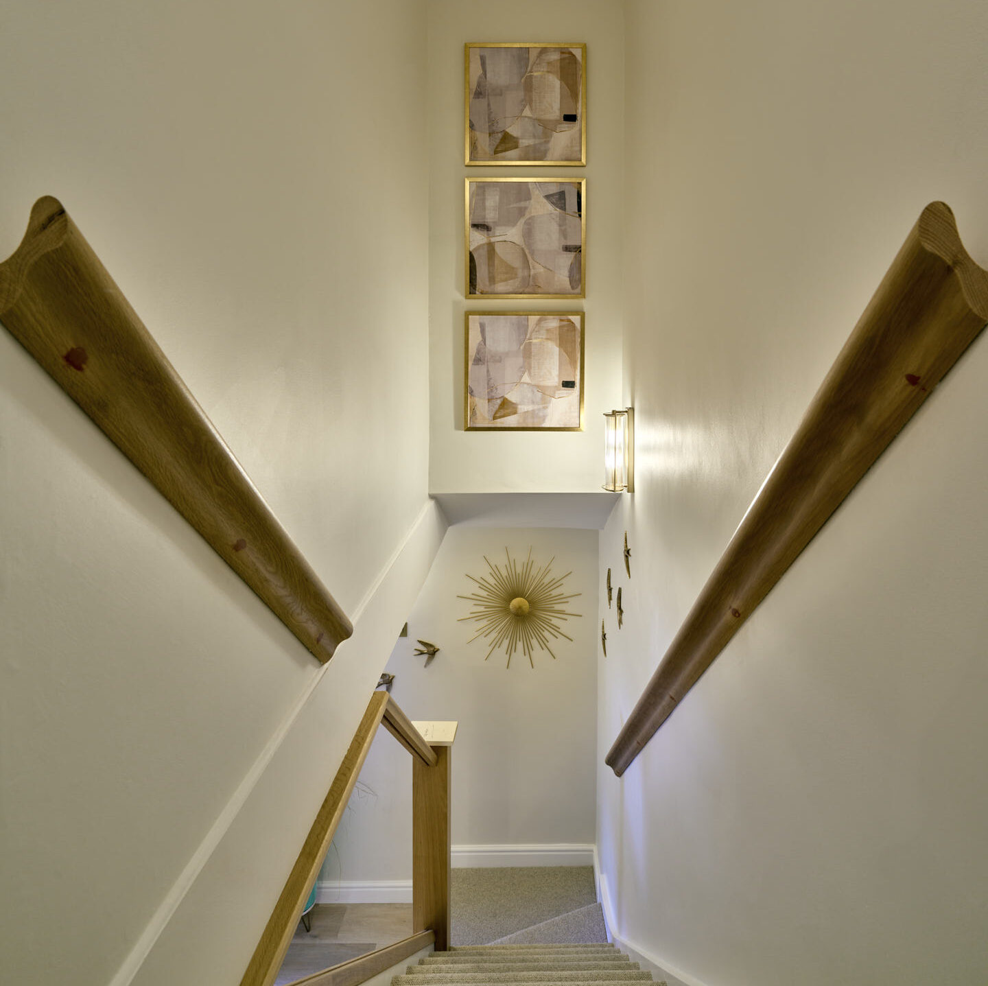 The Staircase & Handrails